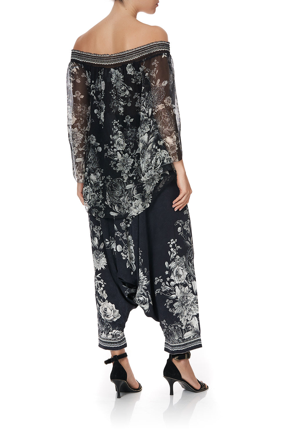 OFF SHOULDER SHIRRED BLOUSE MOONSHINE BLOOM