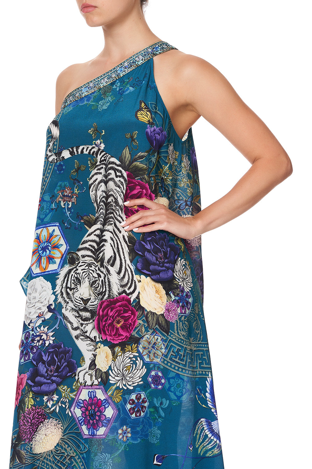 ONE SHOULDER KAFTAN WITH NECKBAND LUNAR GAZING