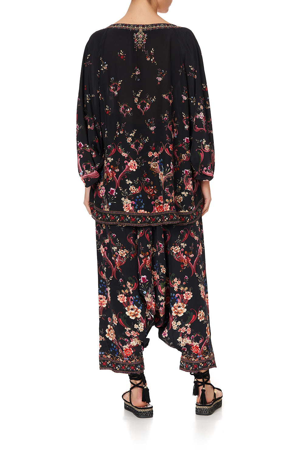 RAGLAN SLEEVE BLOUSE WITH CUFF A GIRL LIKE YOU