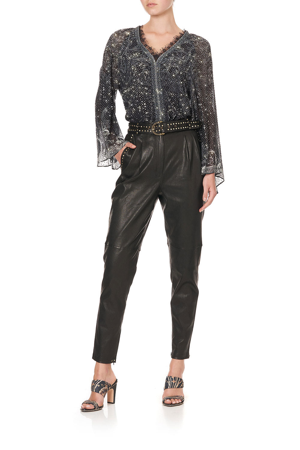 V NECK BLOUSE WITH NECKBAND MIDNIGHT PEARL