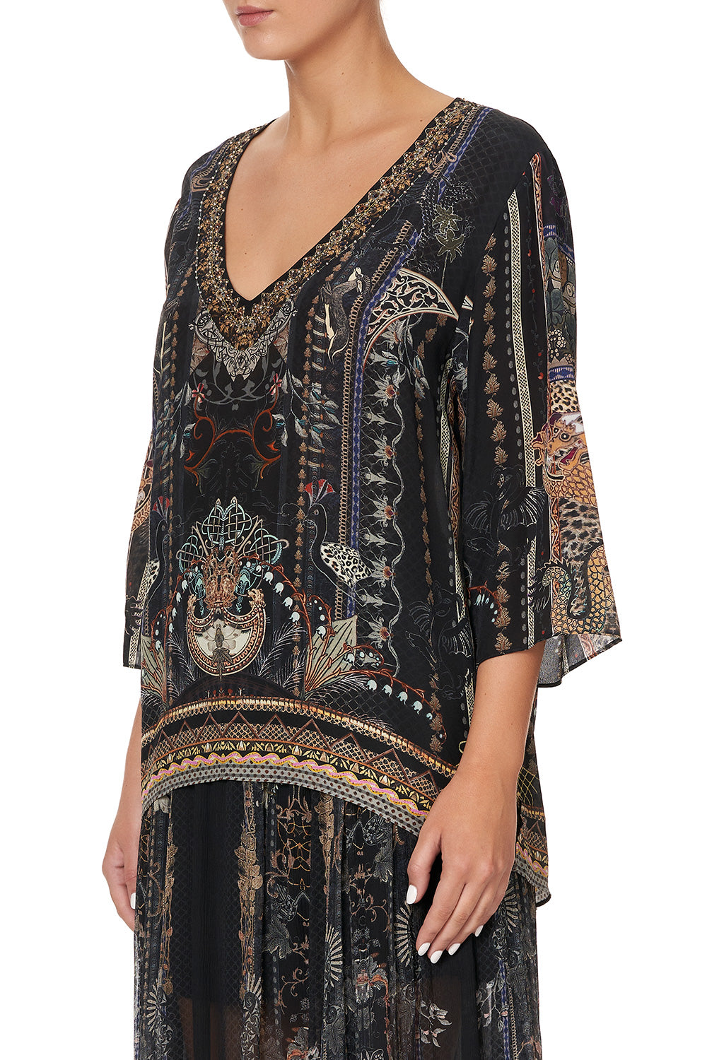 V-NECK OVERSIZED BLOUSE SON OF SEVEN QUEENS