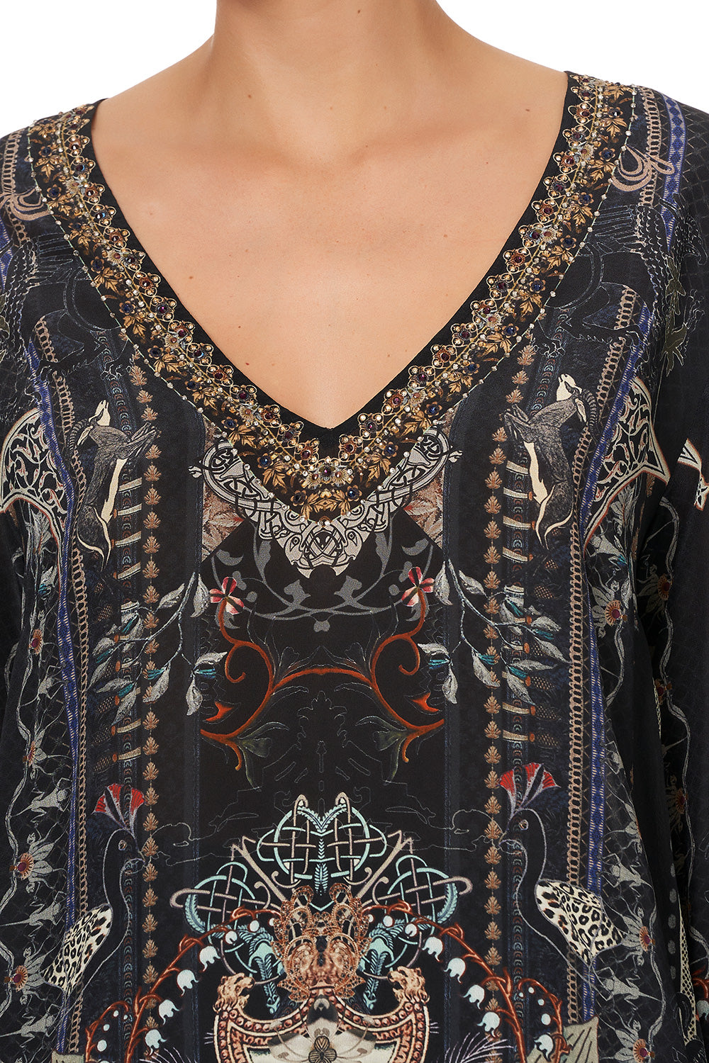 V-NECK OVERSIZED BLOUSE SON OF SEVEN QUEENS