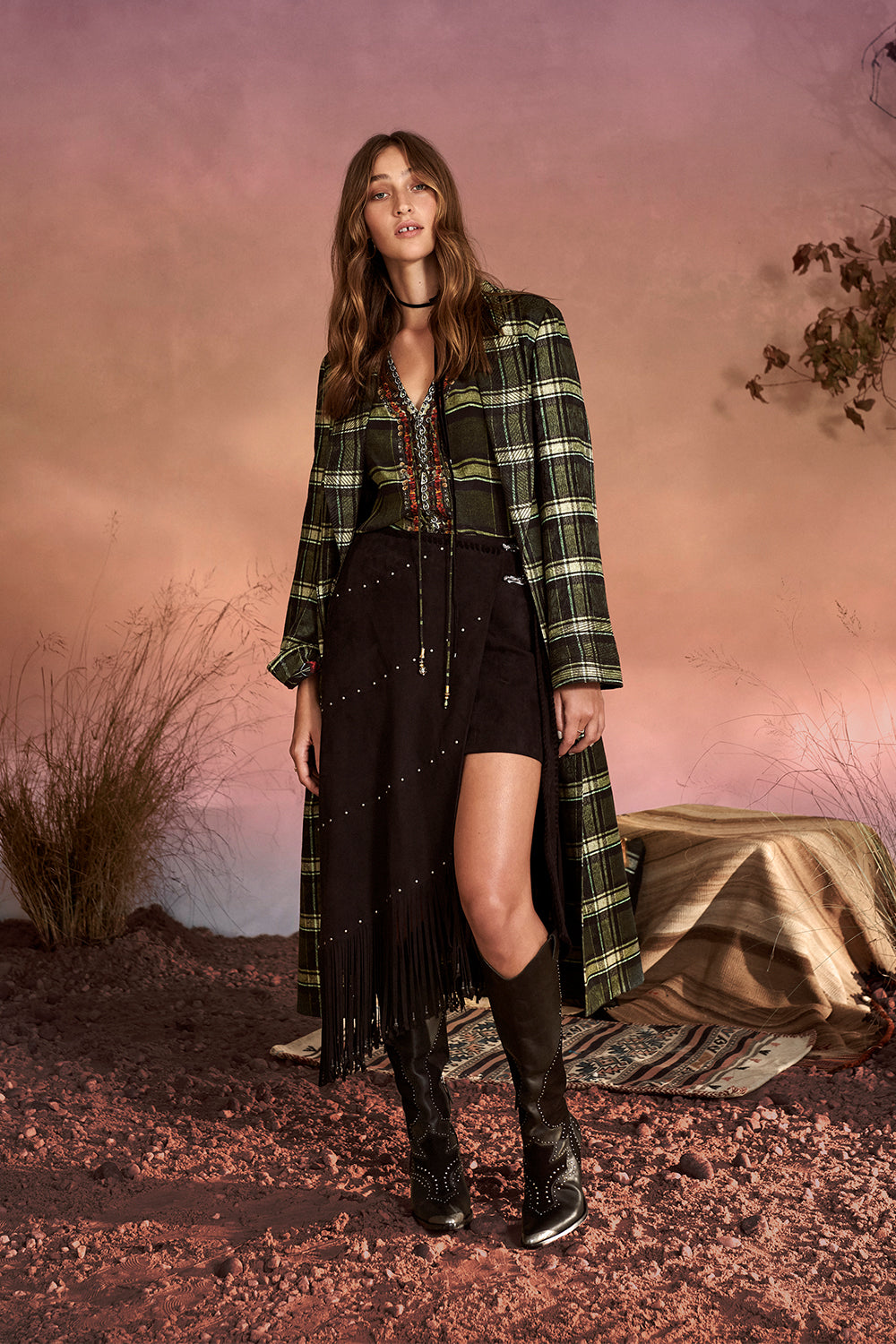 OUTBACK KNEE BOOT SOLID BLACK