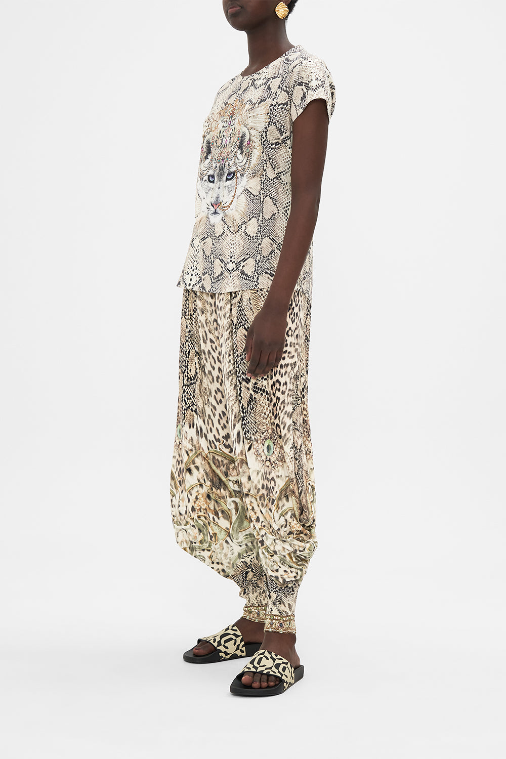 CAMILLA fitted t shirt in Looking Glass Houses print