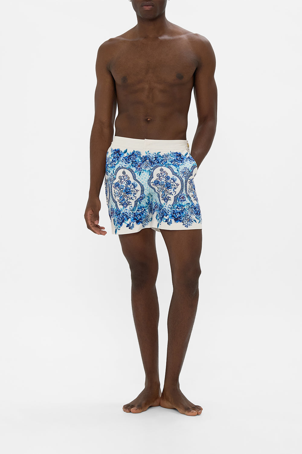The CAMILLA MID LENGTH BOARDSHORT WITH FIXED WAIST A CERAMIC GARDENA CERAMIC GARDEN