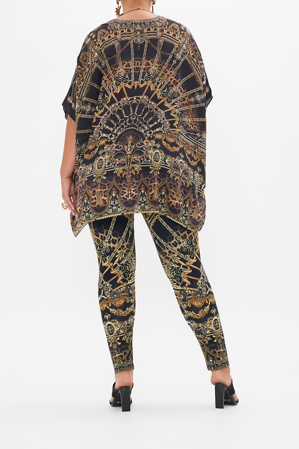 RECTANGULAR V NECK KAFTAN MASKED AT MOONLIGHT