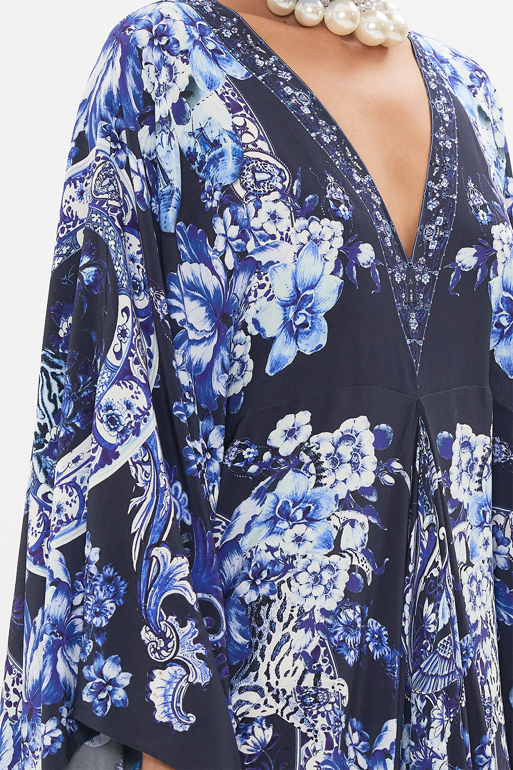 Back view of CAMILLA silk kaftan in Delft Dynasty print