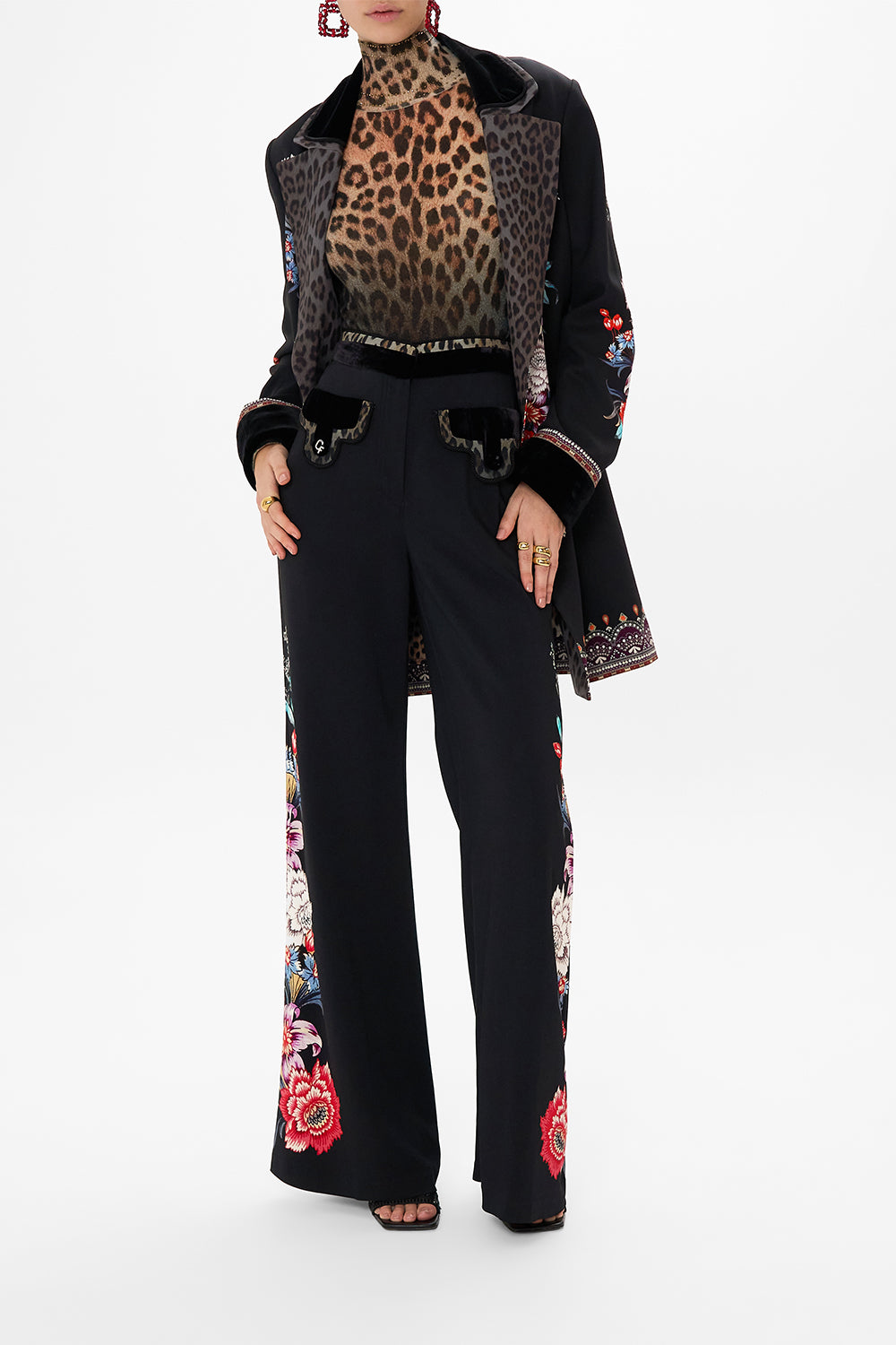 CAMILLA mid length coat in Volendam Dolls print