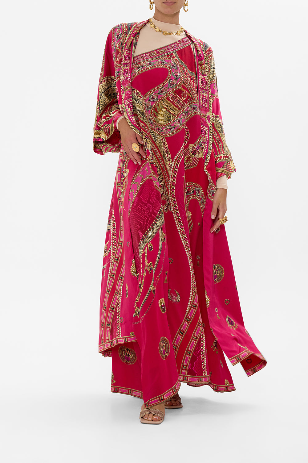 LONG ROBE WITH NARROW COLLAR KISSED BY A COBRA