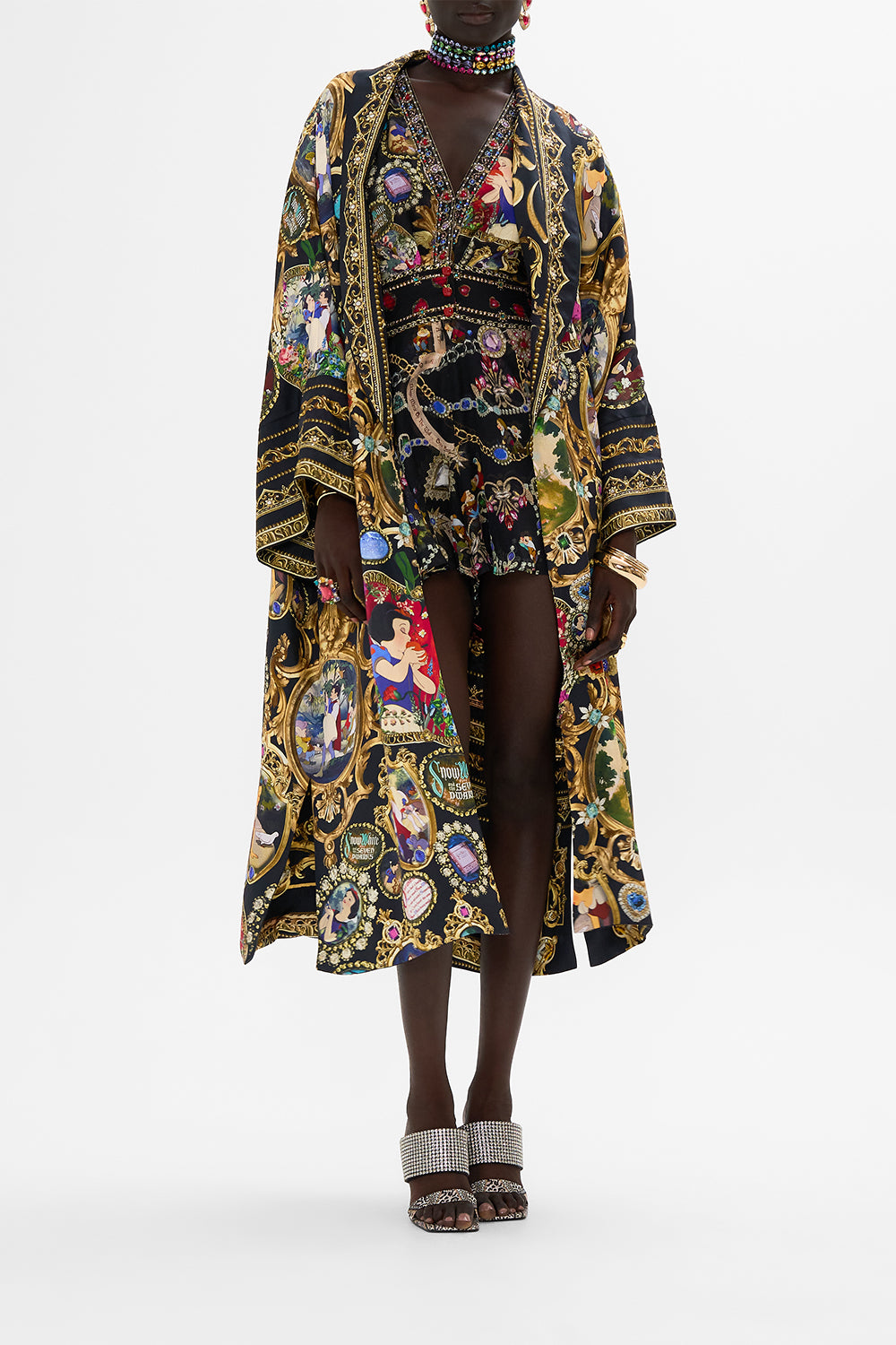 LONG LINE REVERSIBLE ROBE HAPPILY EVER AFTER