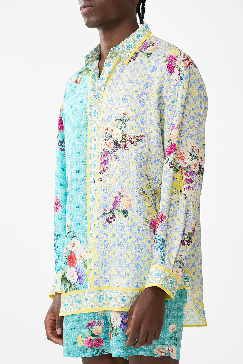The CAMILLA OVERSIZED SHIRT GARDENS OF QUELUZ