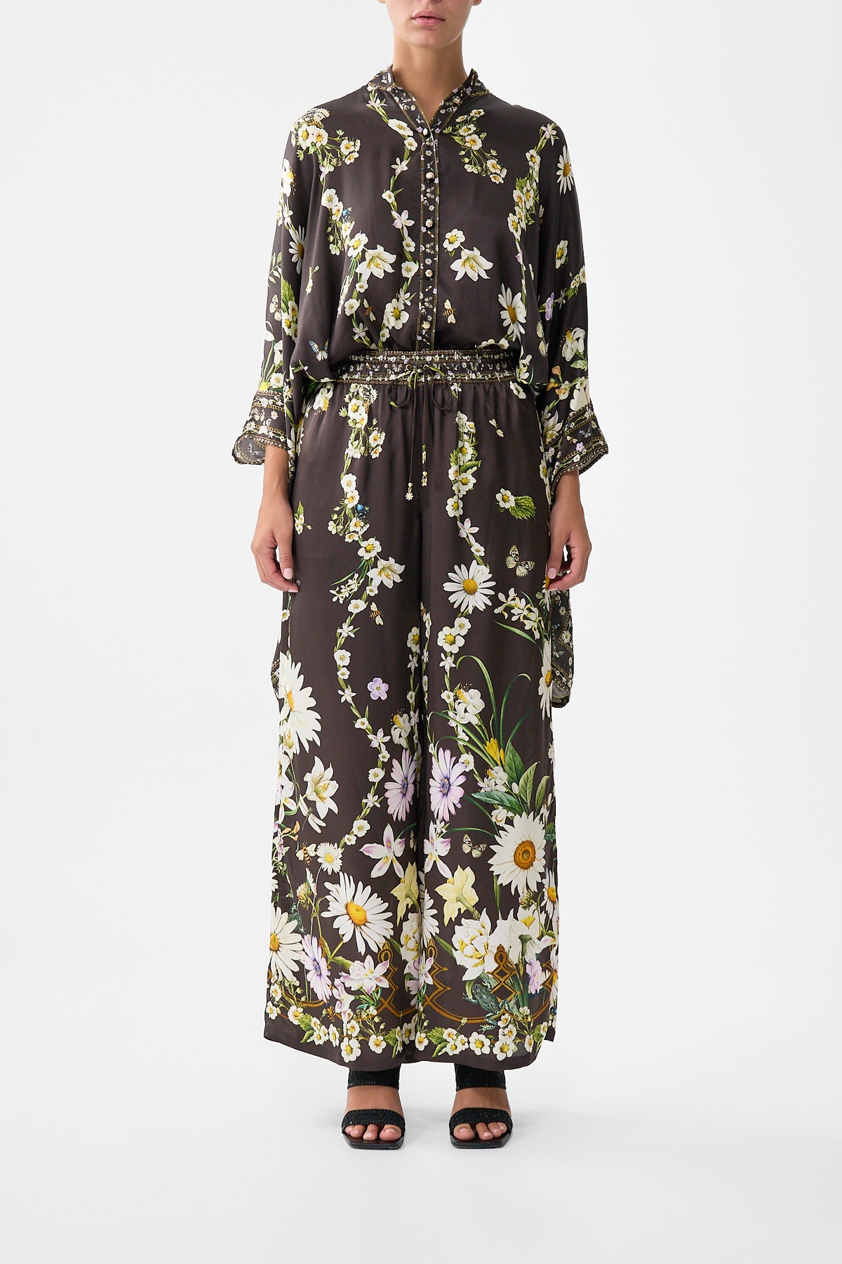 The CAMILLA Straight Leg Pant in our Dish It, Daisy print.