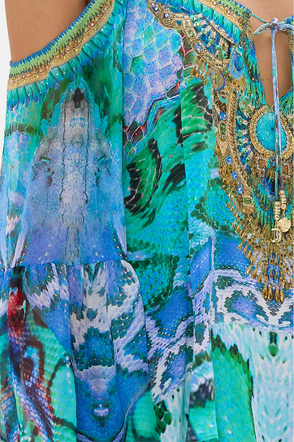 DROP SHOULDER TOP LAND OF WONDER