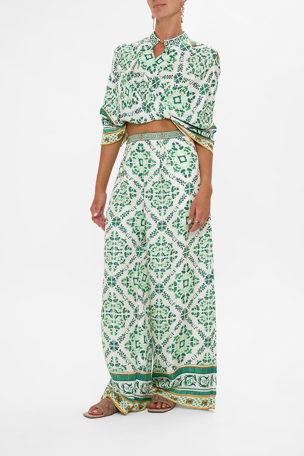 TUCK FRONT PANT CORRIDOR OF CALM