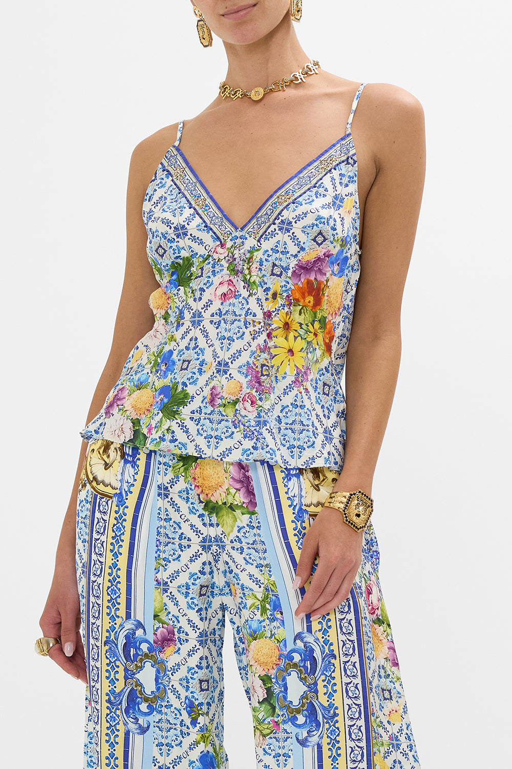 V NECK CAMI WALL TO WALL WONDERS