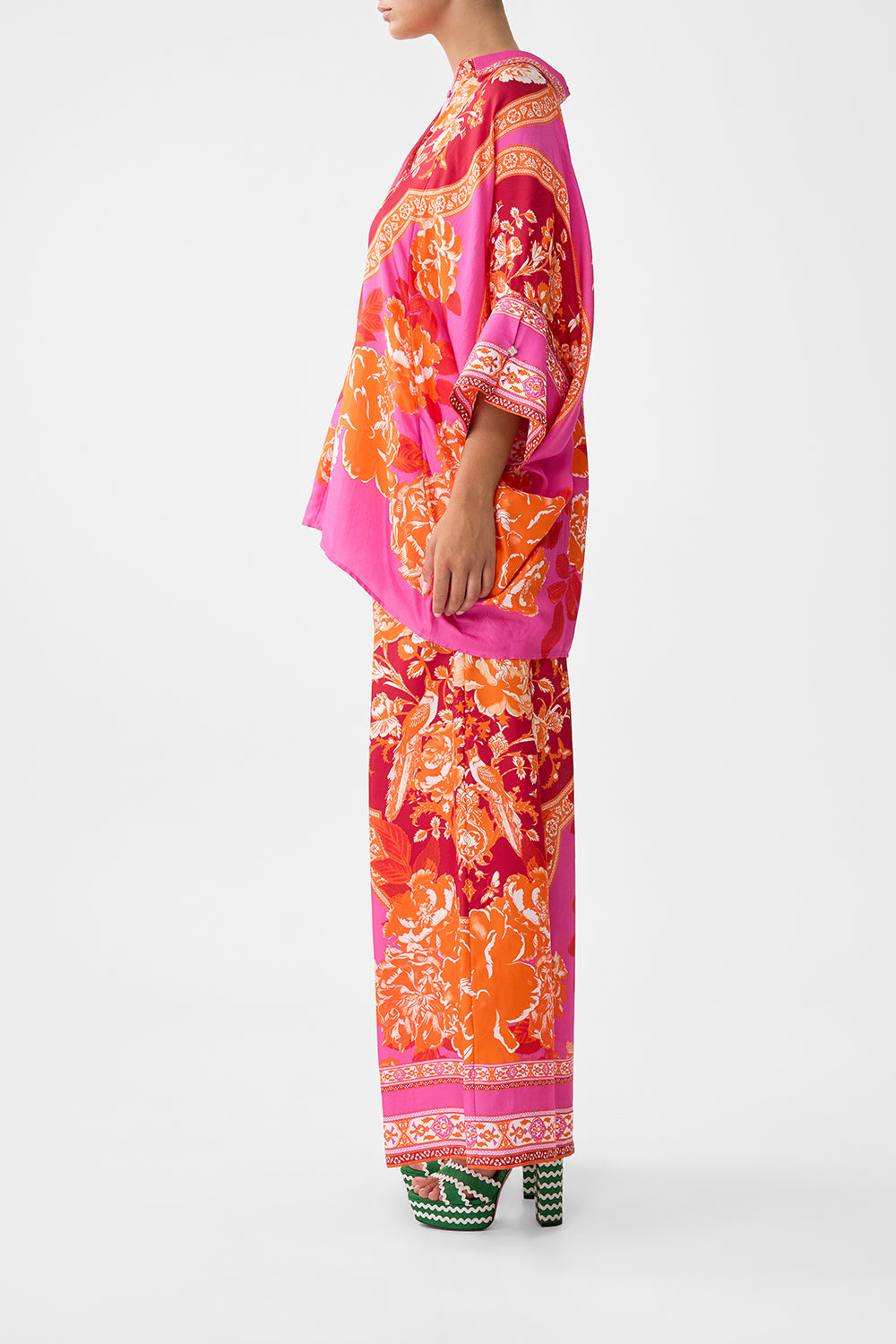 BATWING SHIRT TILES OF TÜRKIYE