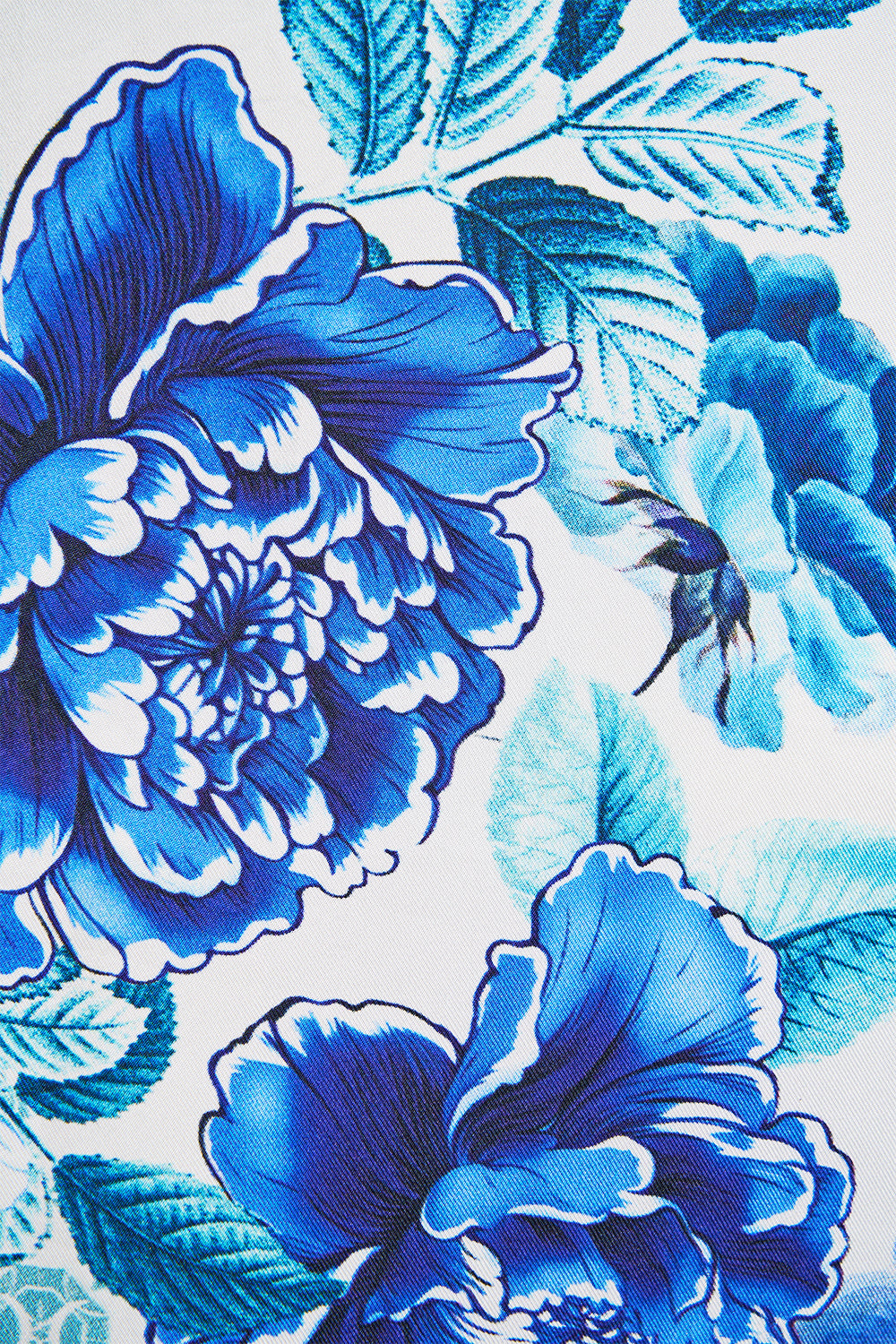 The CAMILLA SHORT SLEEVE OVERSIZED SHIRT A CERAMIC GARDEN