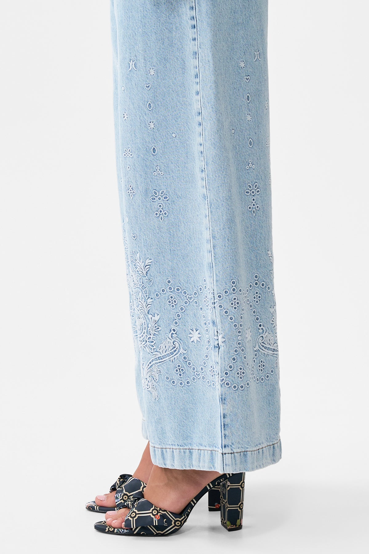 The CAMILLA Luna Kitsch Stitch High Rise Wide Leg Jean in our Denim print.