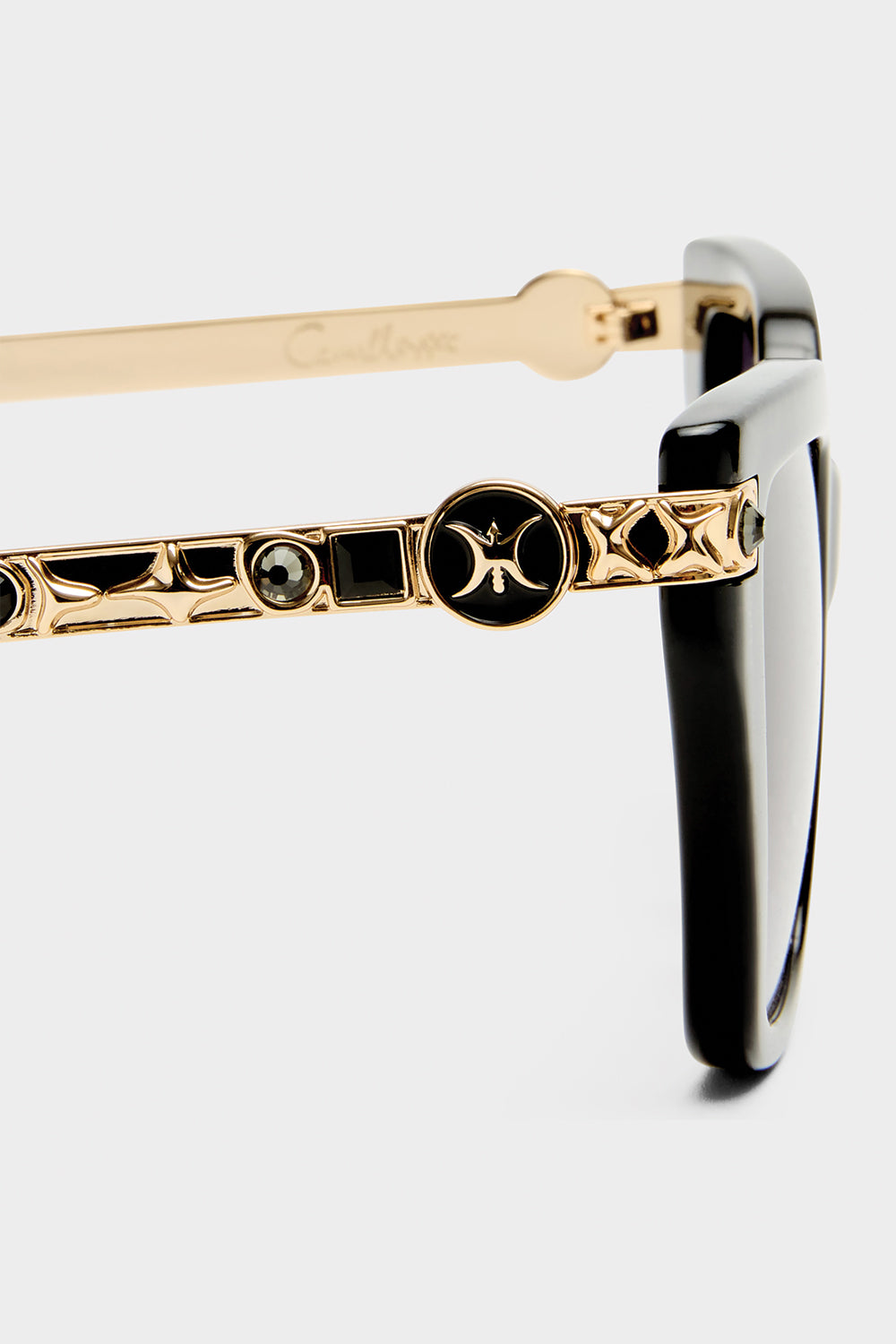 The CAMILLA HERE COMES TROUBLE SUNGLASSES BLACK / GOLD LEOPARD GLITTER