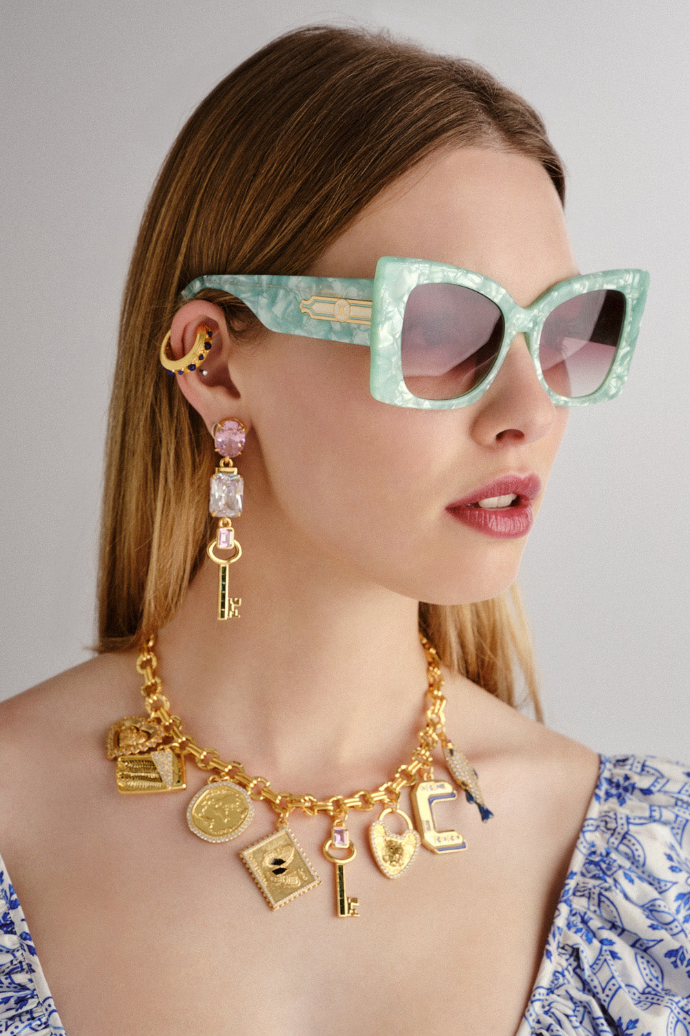 The CAMILLA WHERE'S MY VALET SUNGLASSES MINT MARBLE / SOLID IVORY GOLD