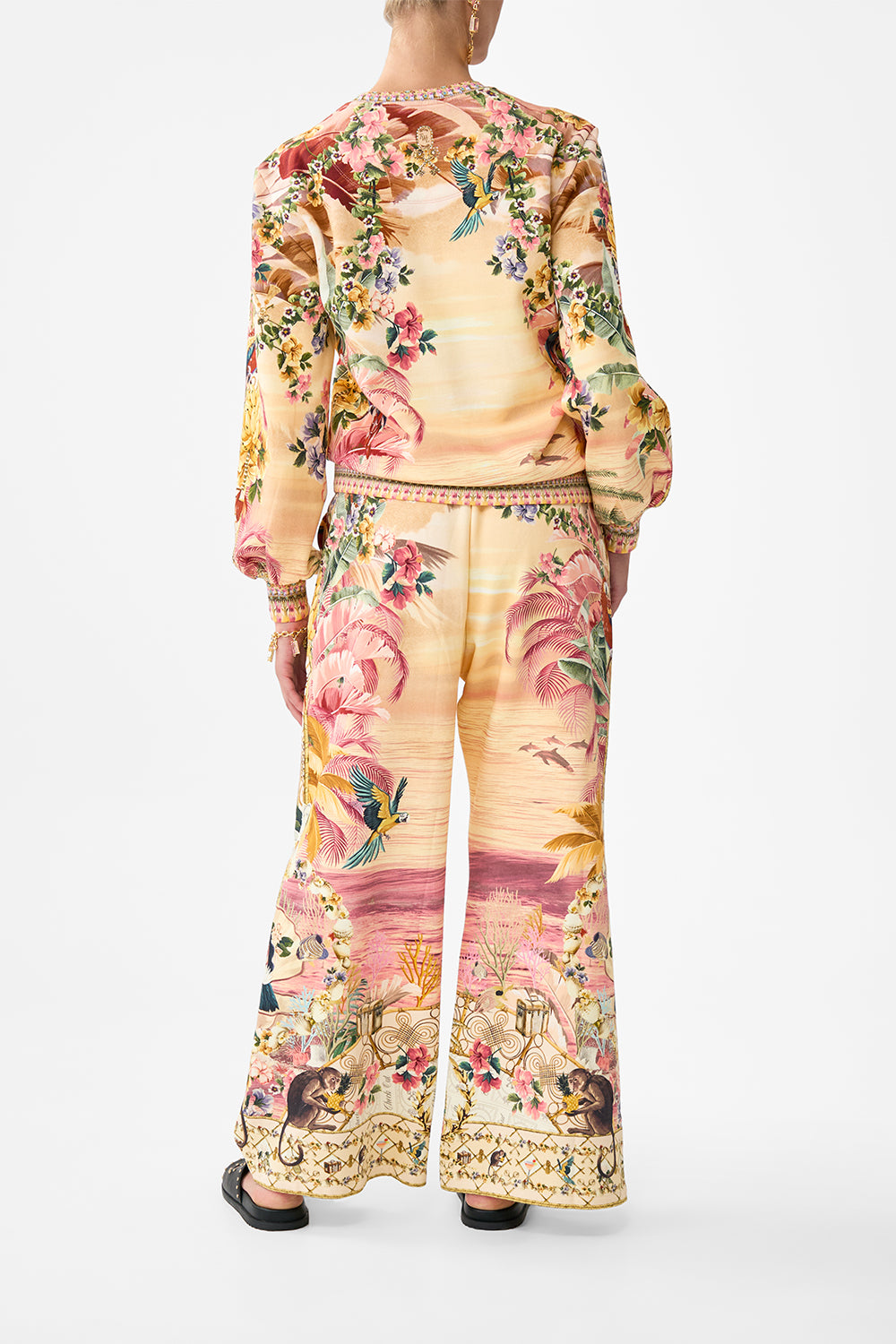 BLOUSON SLEEVE SWEATER WELCOME TO THE WHITE LOTUS