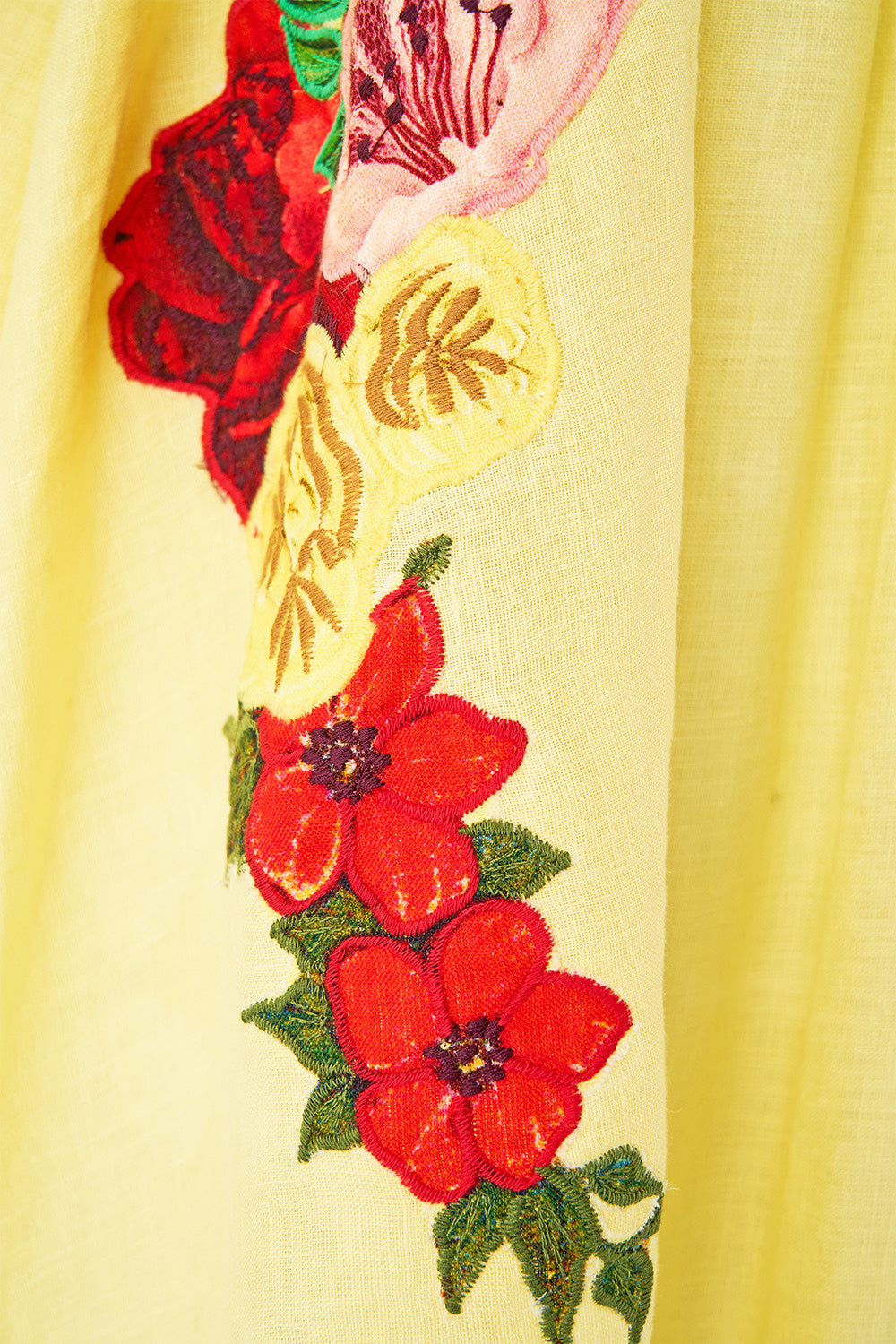 The CAMILLA V NECK PUFF SLEEVE SHORT DRESS COLLAGE KINGDOM