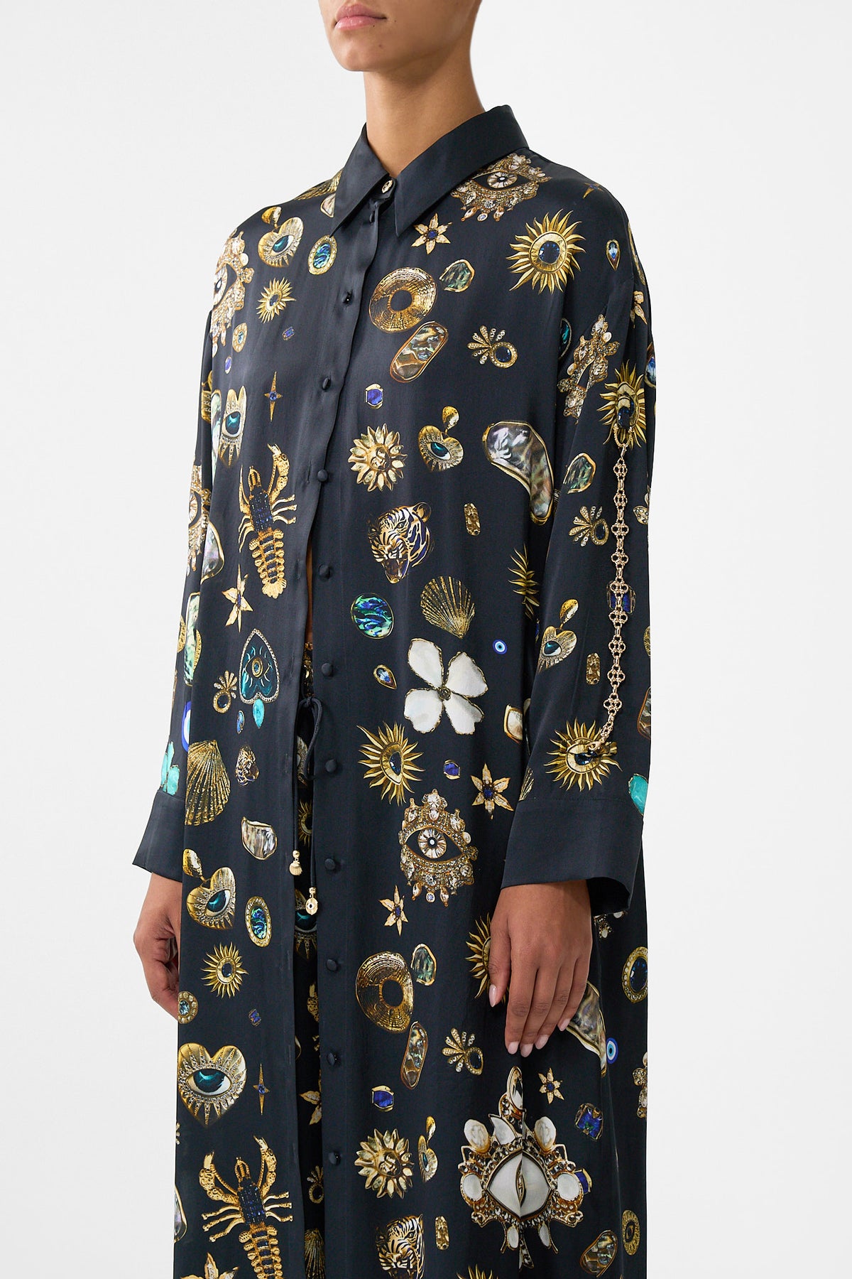 SHIRT DRESS WITH BACK BUTTON DETAIL AMULETS AND ALCHEMY