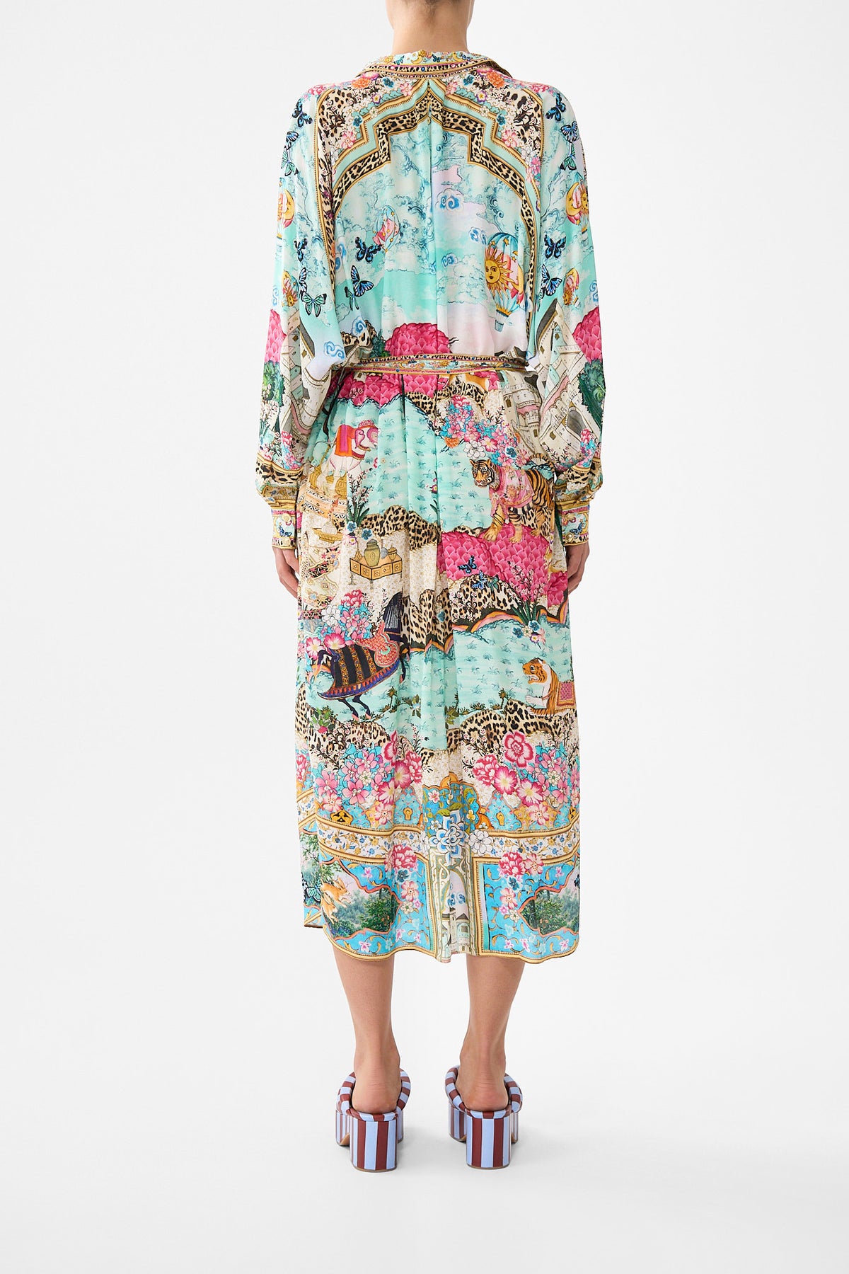 COLLARED BUTTON THROUGH DRESS MINIATURE MOMENTS