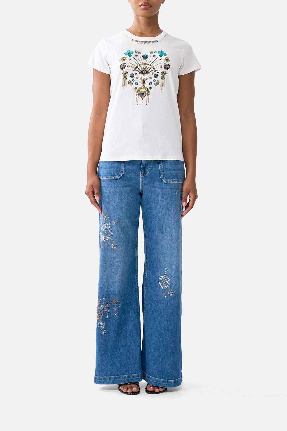 SLIM FIT ROUND NECK T-SHIRT - WHITE/MULTI TOTEMS AND TREASURES