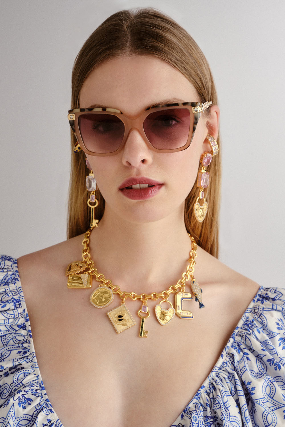 The CAMILLA LOCKETS LOADED EAR CUFF GOLD