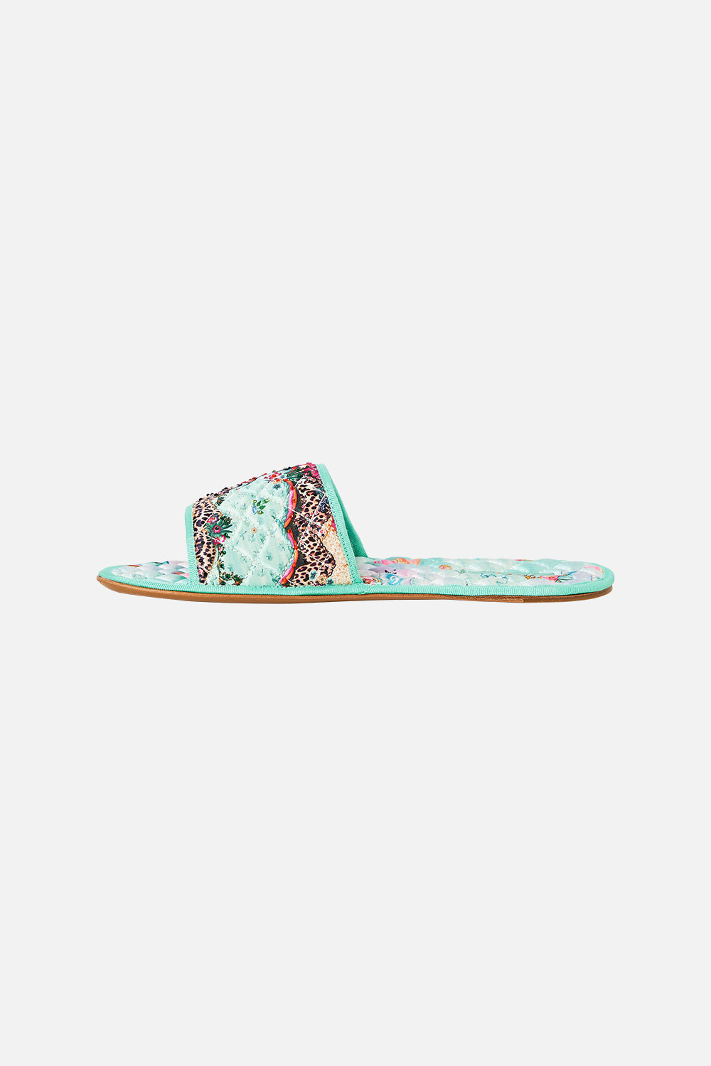 The CAMILLA SLIPPERS WITH TRAVEL CASE MINIATURE MOMENTS