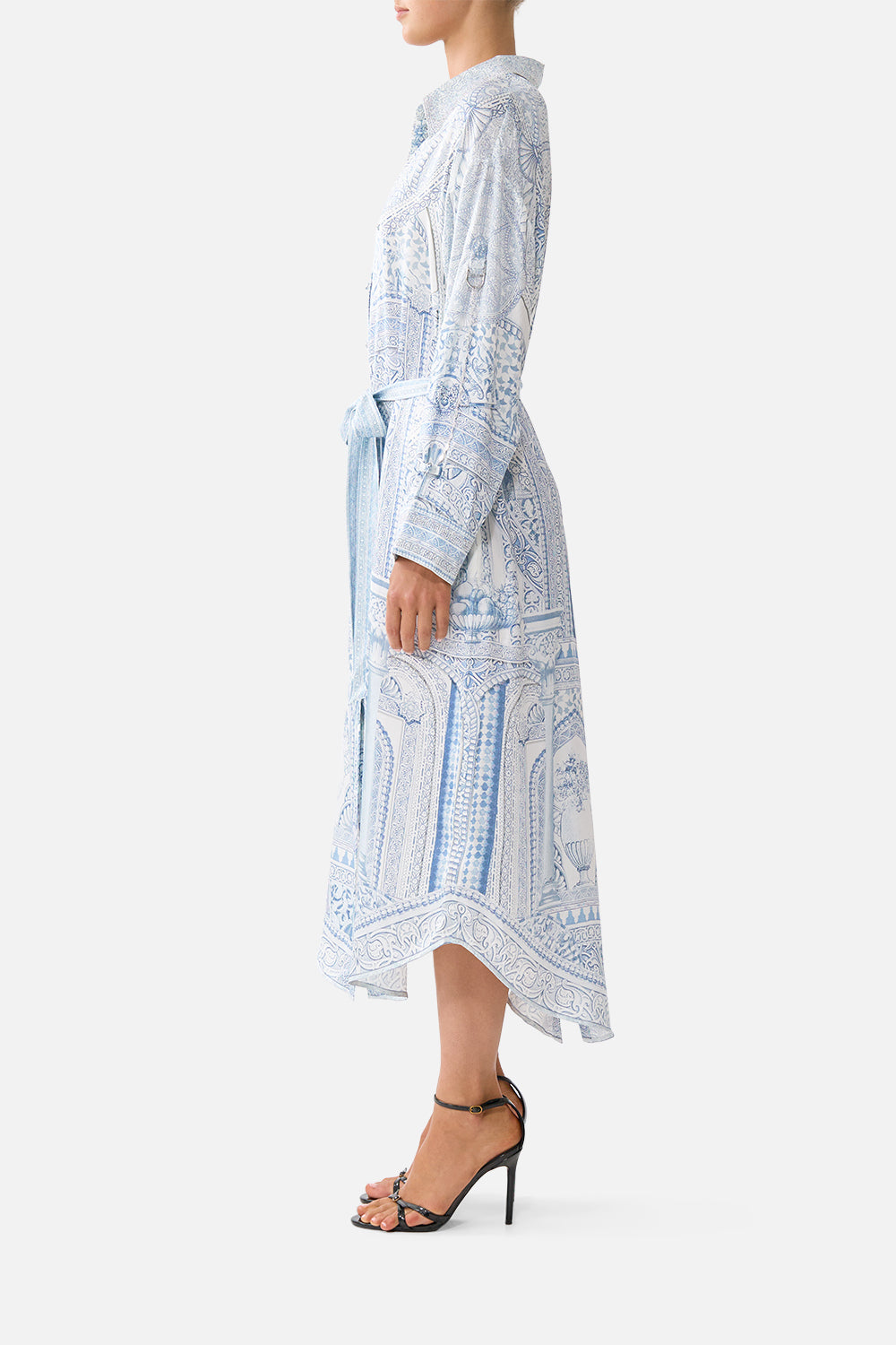 The CAMILLA SHIRT DRESS WITH BACK BUTTON DETAIL THE HUM OF THE ALHAMBRA