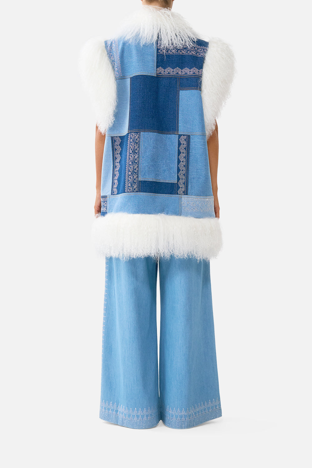 The CAMILLA OVERSIZED SHEARLING GILET THE HUM OF THE ALHAMBRA