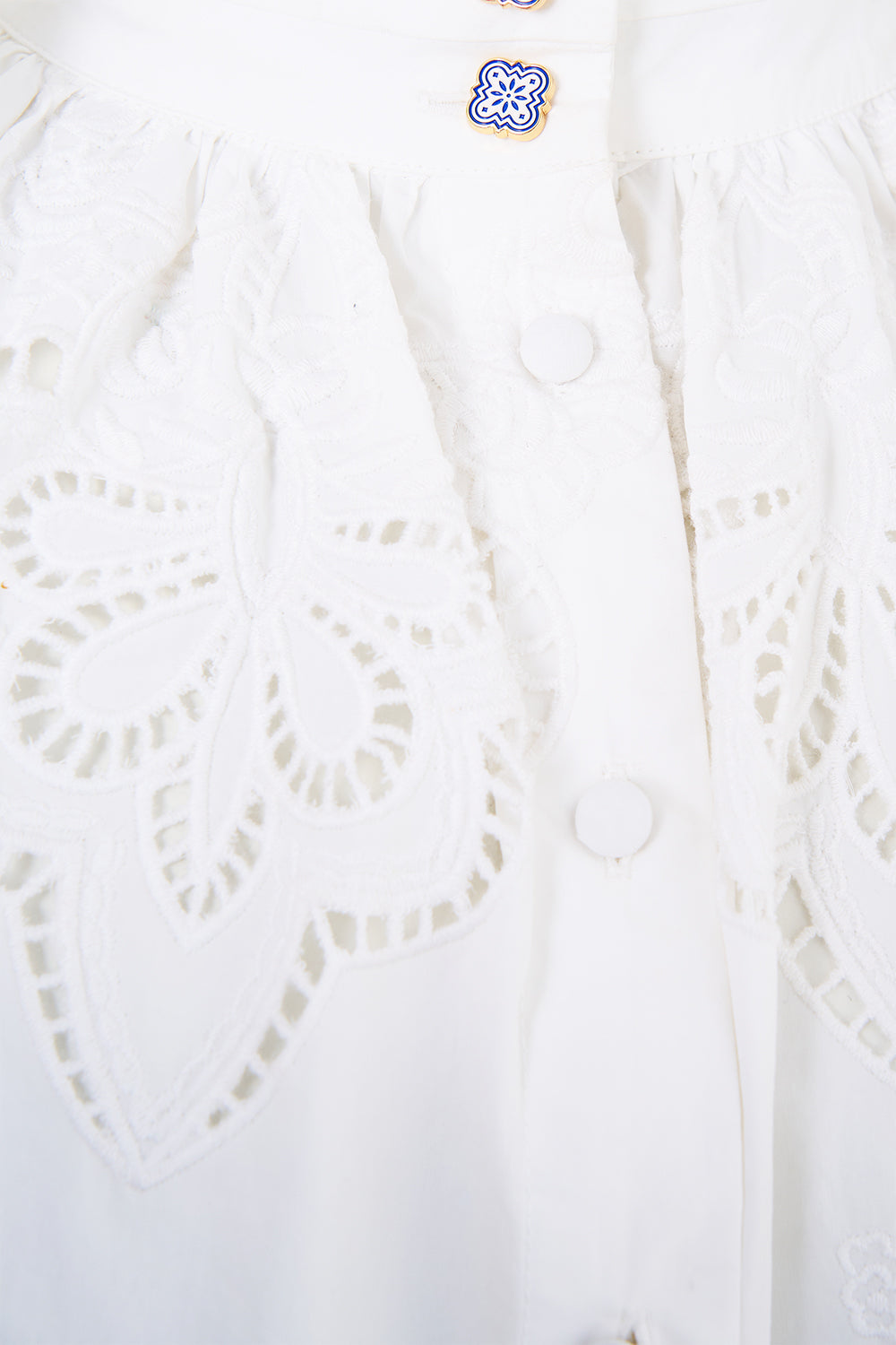 RELAXED BLOUSE WITH FRILL SLEEVE DETAIL - WHITE A TILED WONDERLAND