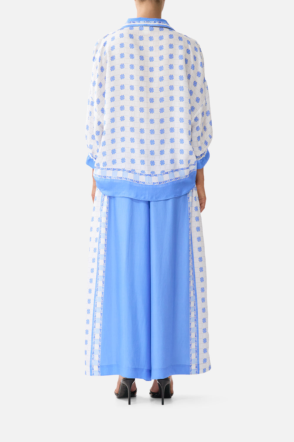 The CAMILLA SHIRT WITH GATHERED CUFF MIDSUMMER MOSAICS