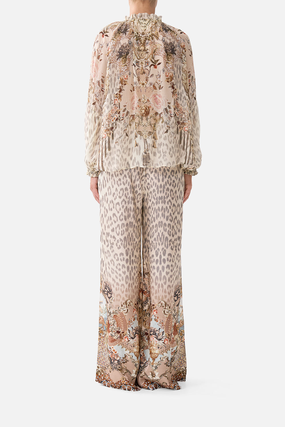 The CAMILLA RAGLAN BLOUSE WITH FRONT RUFFLE ARANJUEZ ANIMALIA