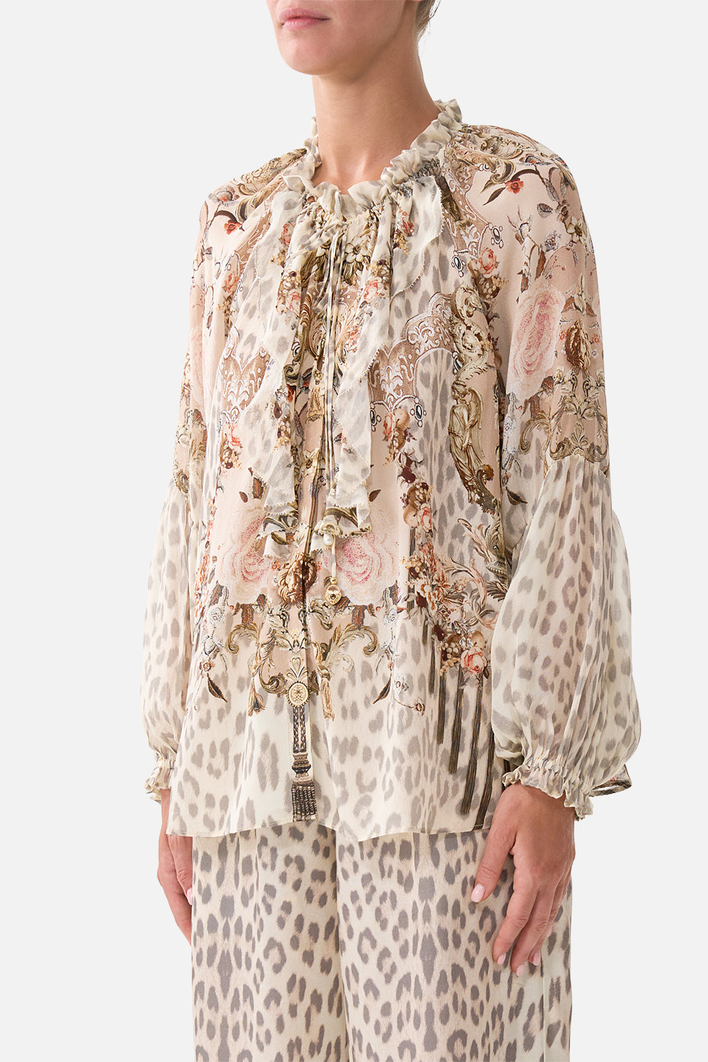 The CAMILLA RAGLAN BLOUSE WITH FRONT RUFFLE ARANJUEZ ANIMALIA
