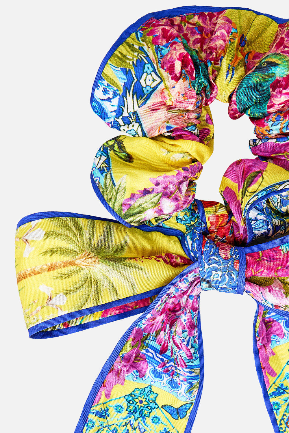 The CAMILLA SCRUNCHIE WITH BOW SULTANAHMET SUMMER