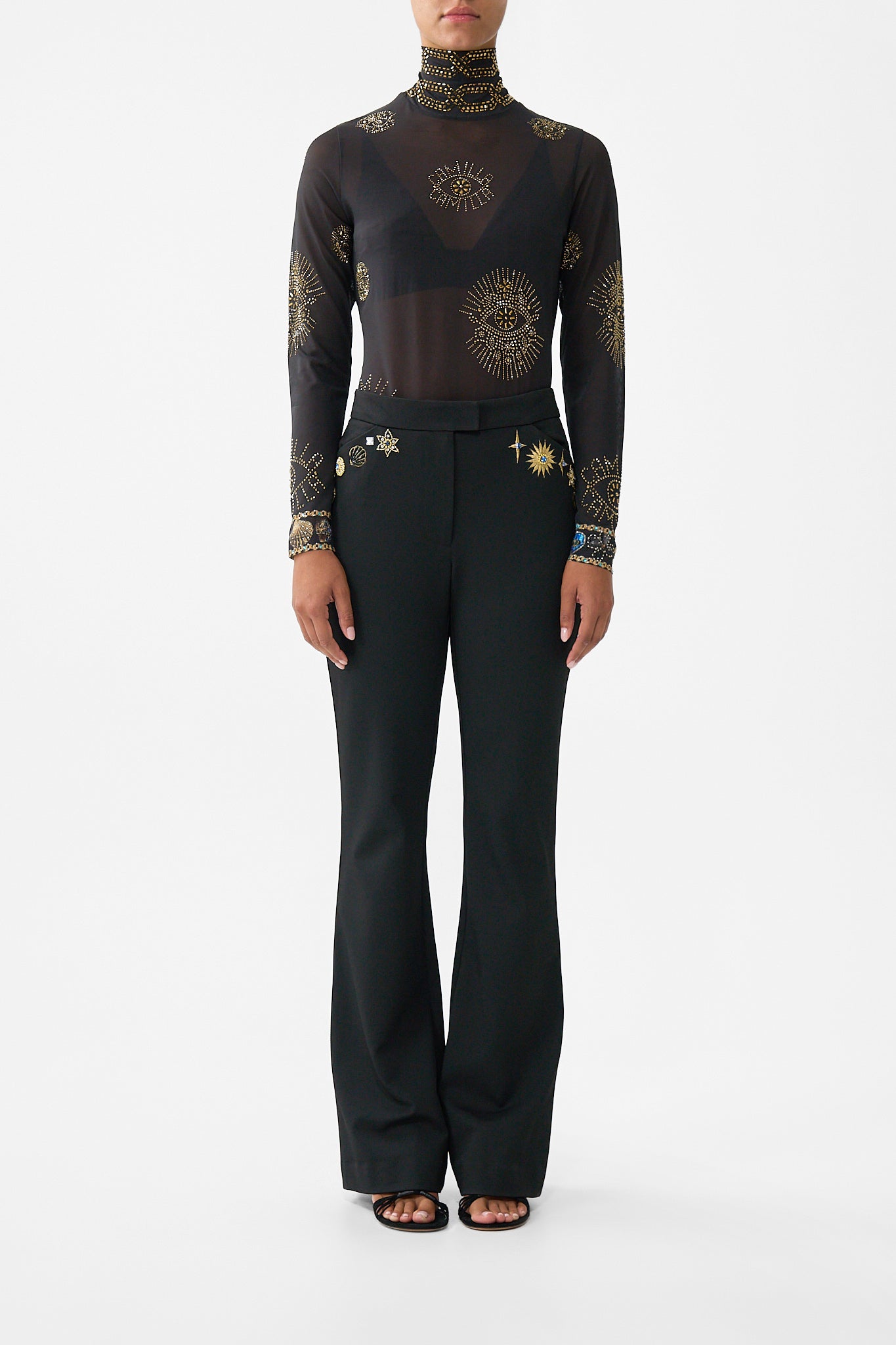 MESH TURTLE NECK AMULETS AND ALCHEMY