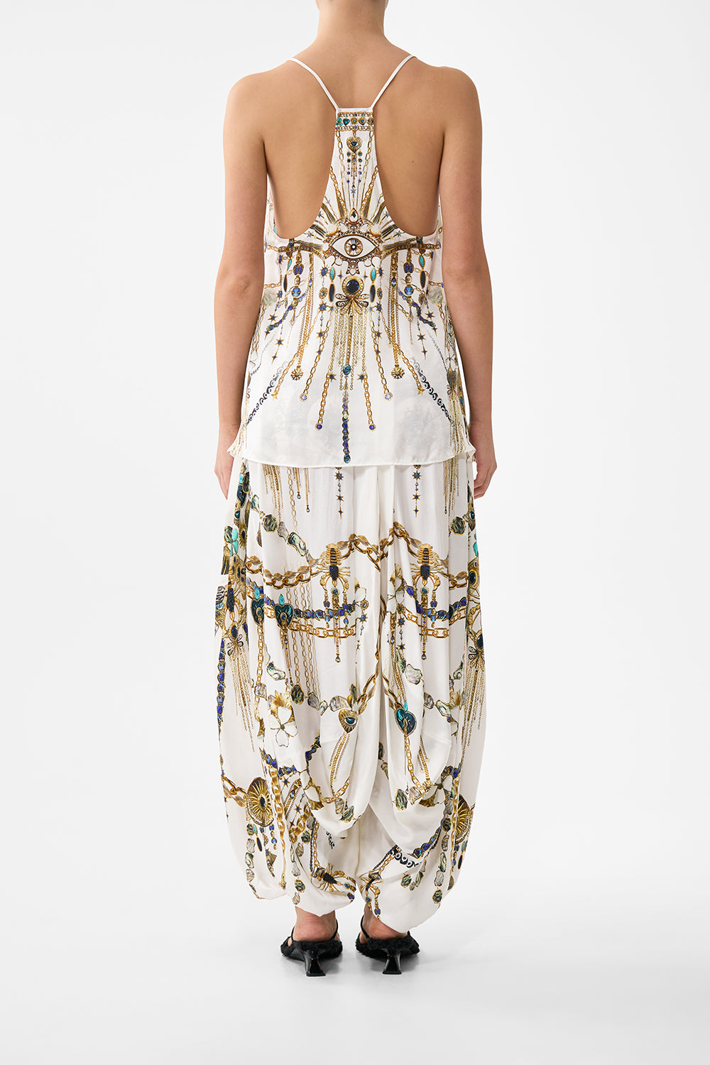 T-BACK SHOESTRING TOP CHAIN GANG