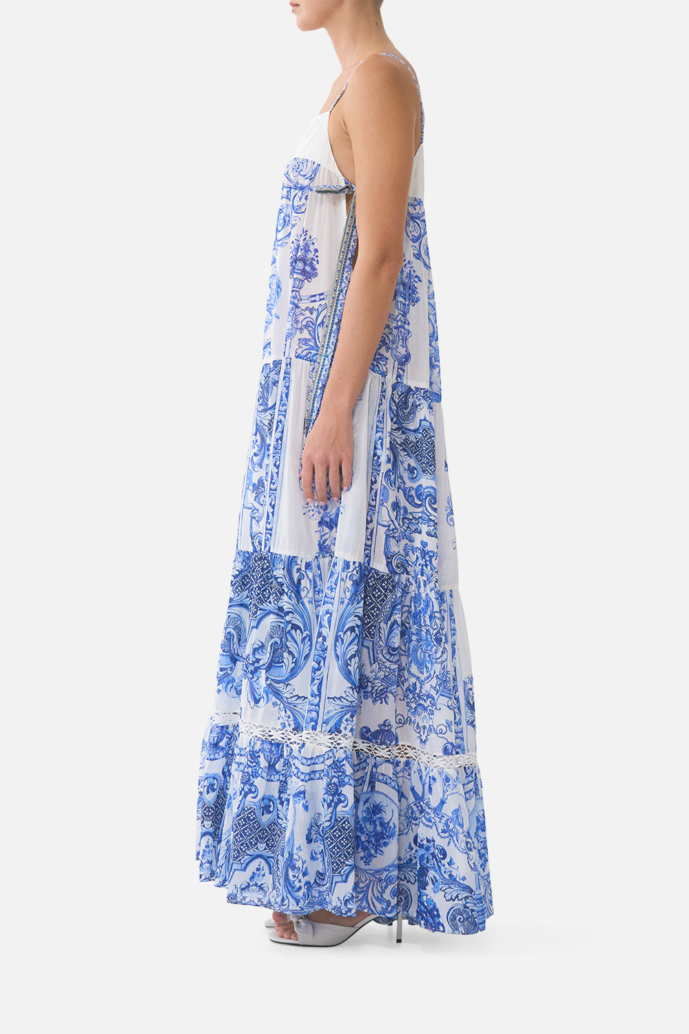 LONG TIERED DRESS WITH BOW TIES CERAMIC PANORAMIC