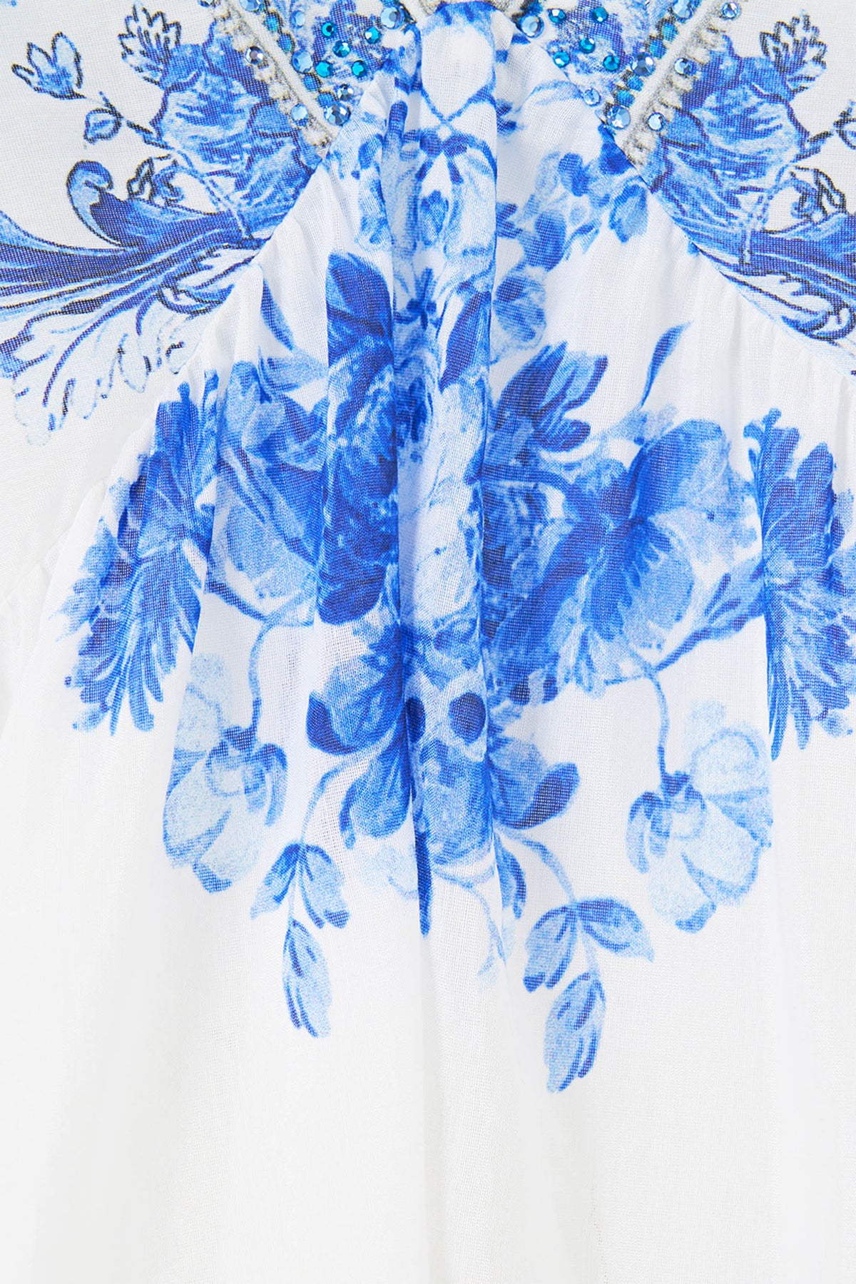 The CAMILLA RAGLAN BLOUSE WITH SLEEVE RUFFLE CERAMIC PANORAMIC