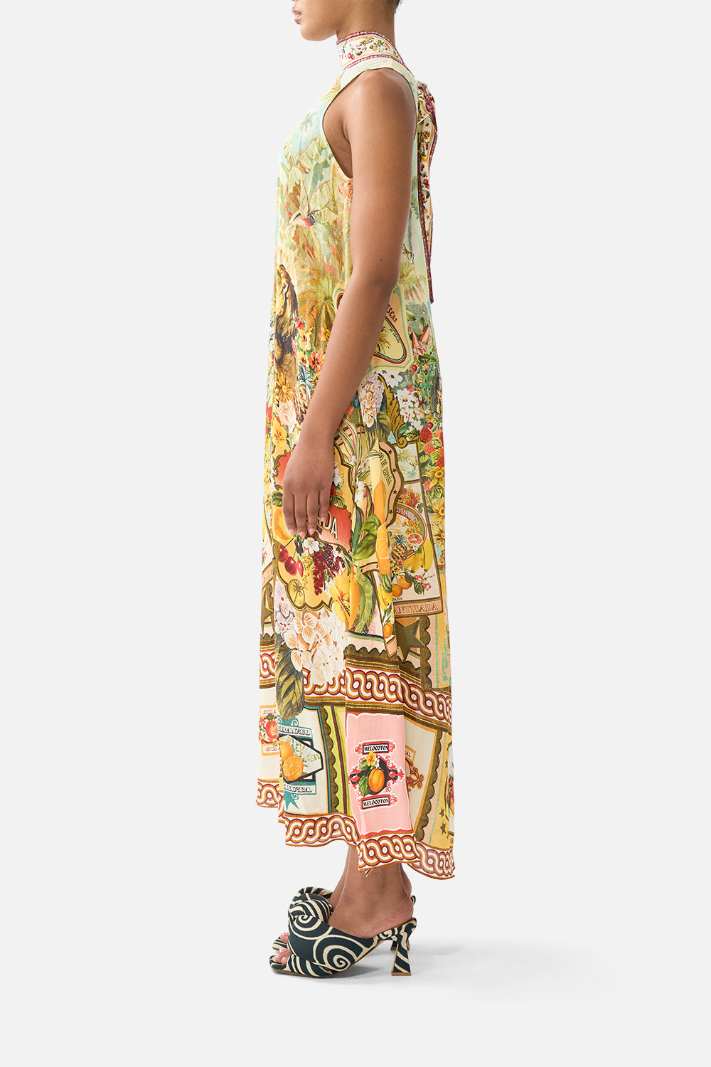The CAMILLA HIGH NECK DRESS WITH BACK NECK TIE VA VA VINTAGE