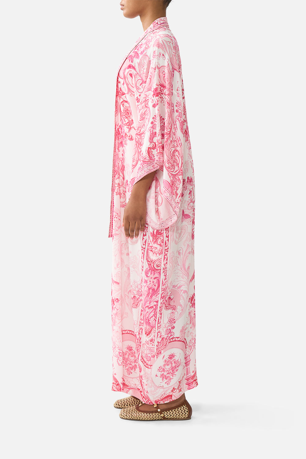 The CAMILLA KIMONO LAYER WITH COLLAR LIVIN LA VIDA ROSA