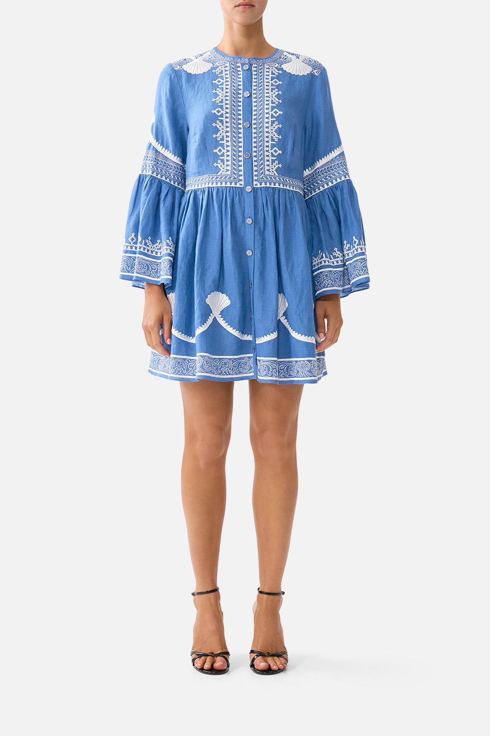 The CAMILLA BUTTON THROUGH MINI DRESS WITH FLARED SLEEVE DE NADA GRANADADE NADA GRANADA