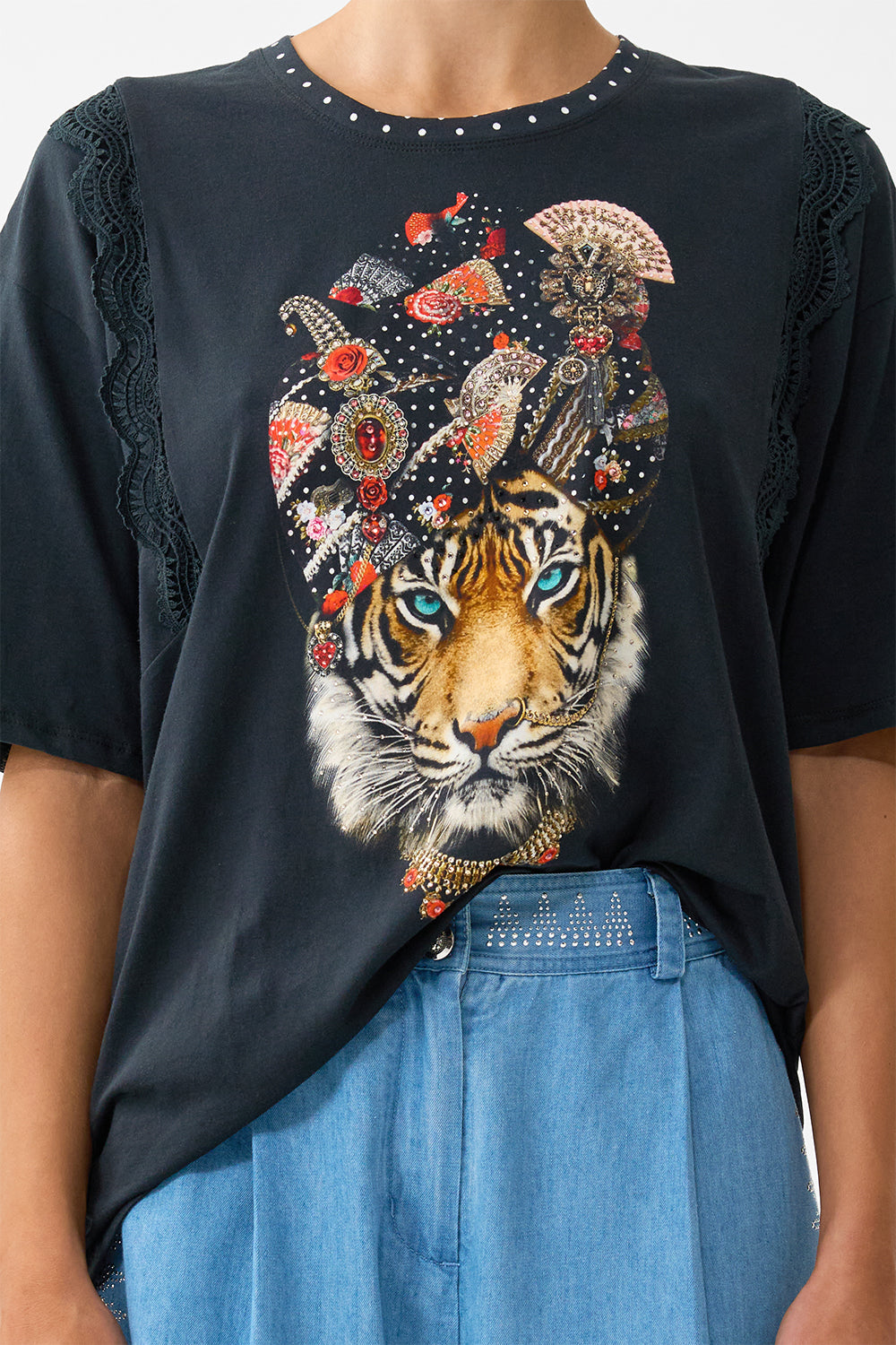 OVERSIZED TEE WITH LACE TRIM DAUGHTERS OF DUENDE