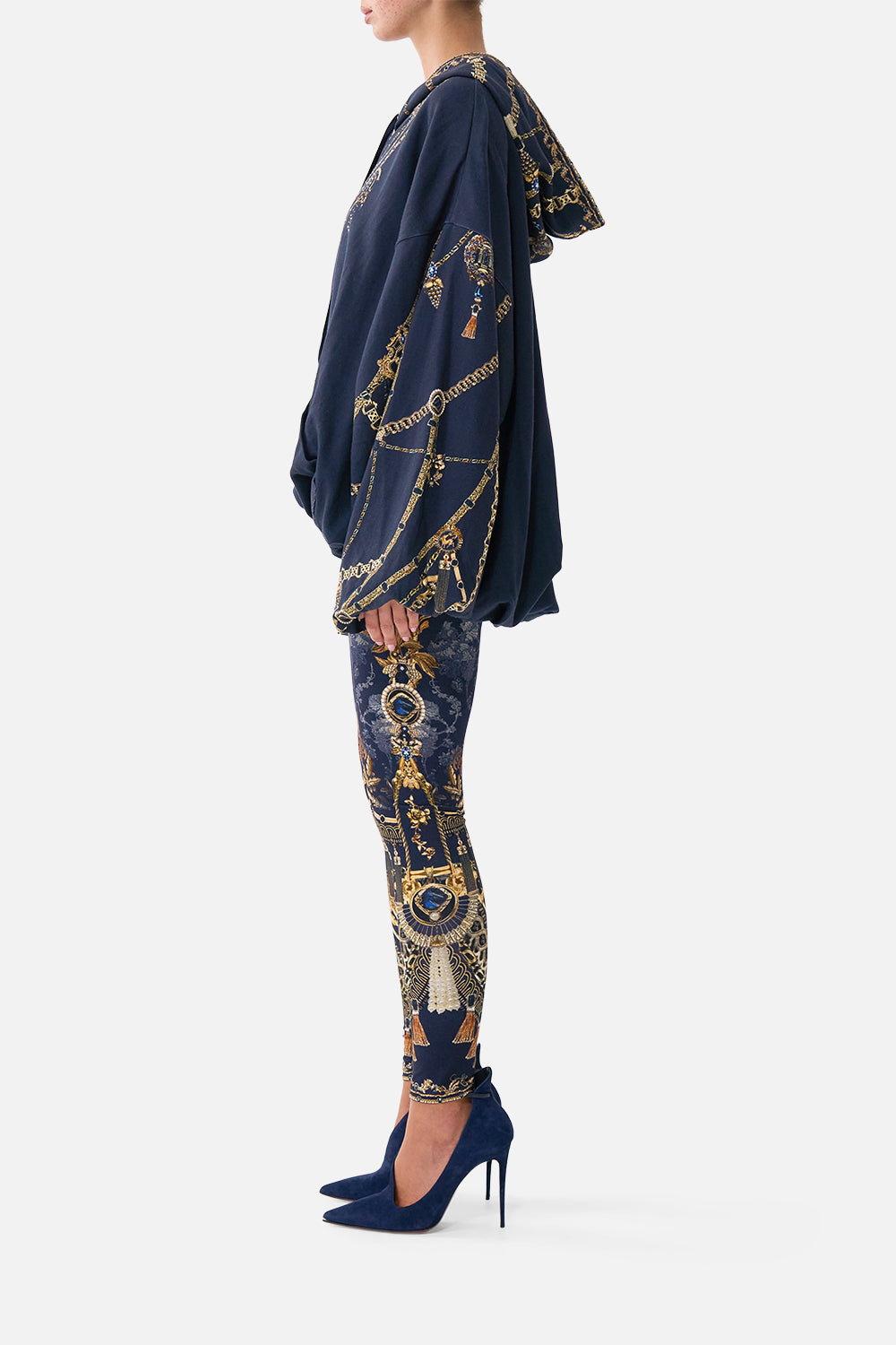 LEGGINGS CLOAKED IN BAROQUE
