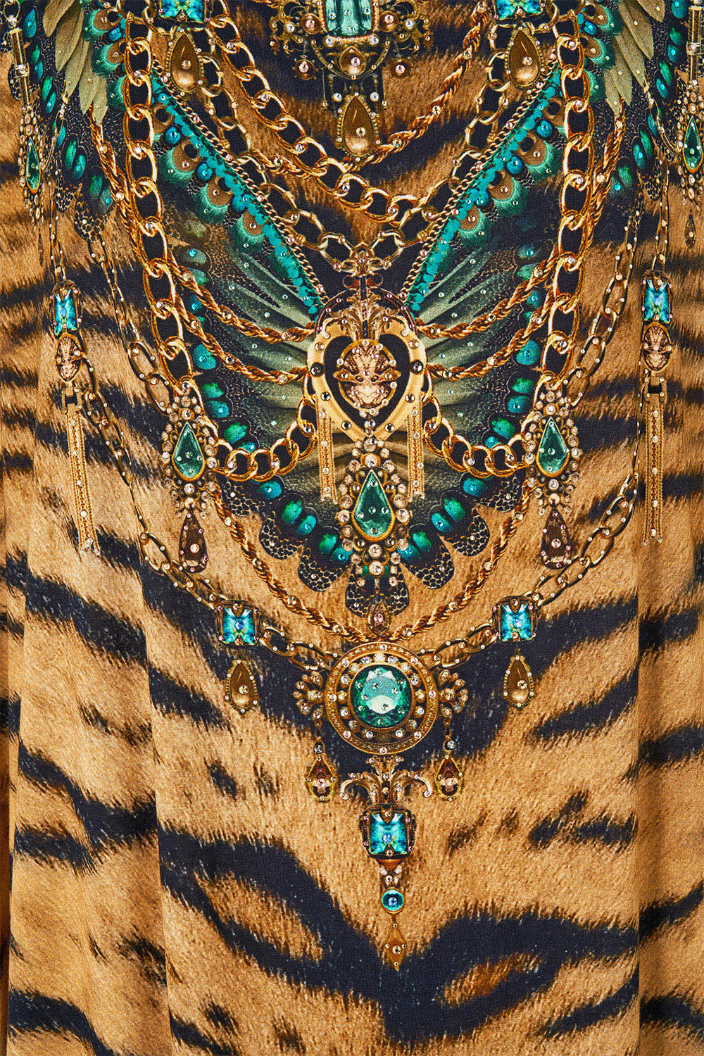 LOOSE FIT TEE A WINK TO THE WILD