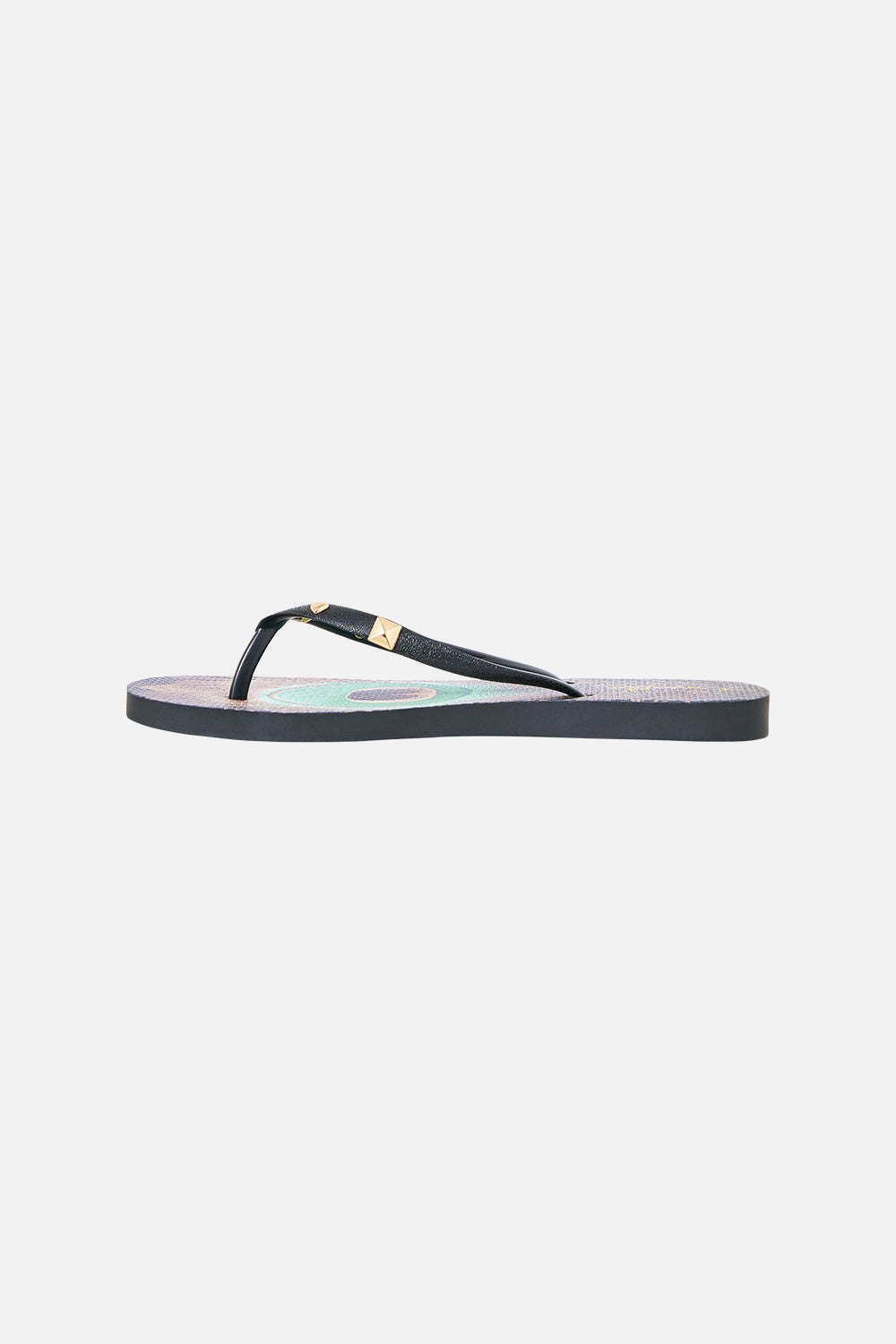 THONGS A WINK TO THE WILD