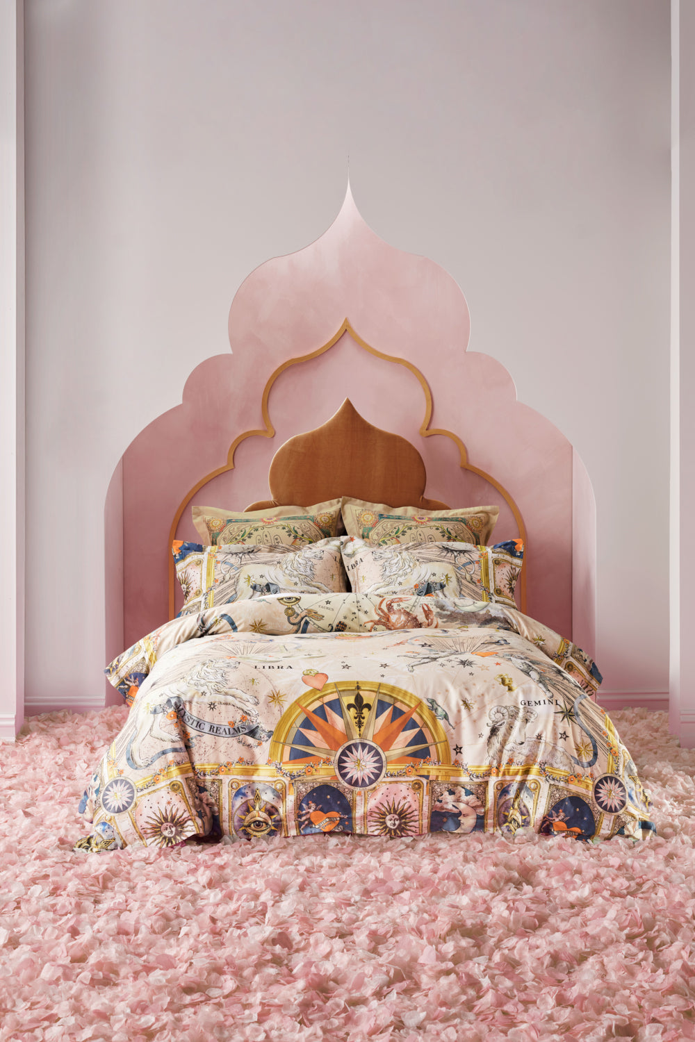 The CAMILLA QUILT COVER SET HOUSE OF HOROSCOPESHOUSE OF HOROSCOPES